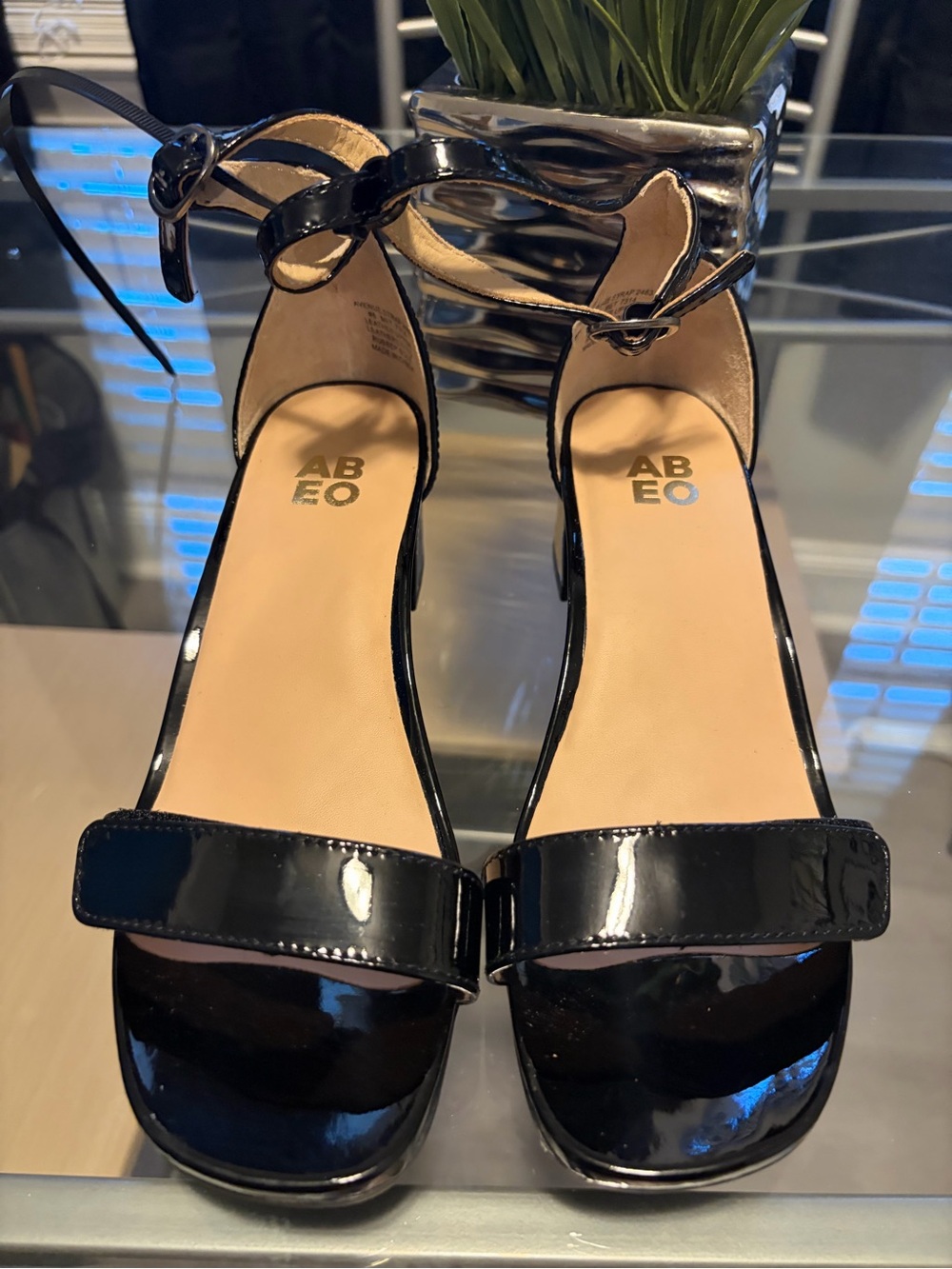 Abeo Black Patent Ankle-Strap Block Heel Sandals Brand New without Tags